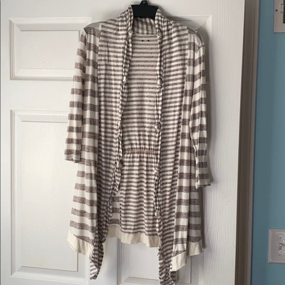 Three dots cardigan